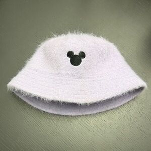 Fluffy Mickey Bucket Hat H&M Disney collab